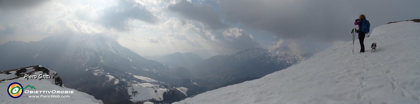 65 Passo di Zambla, conca di Oltre il Colle, Alben e Menna.jpg